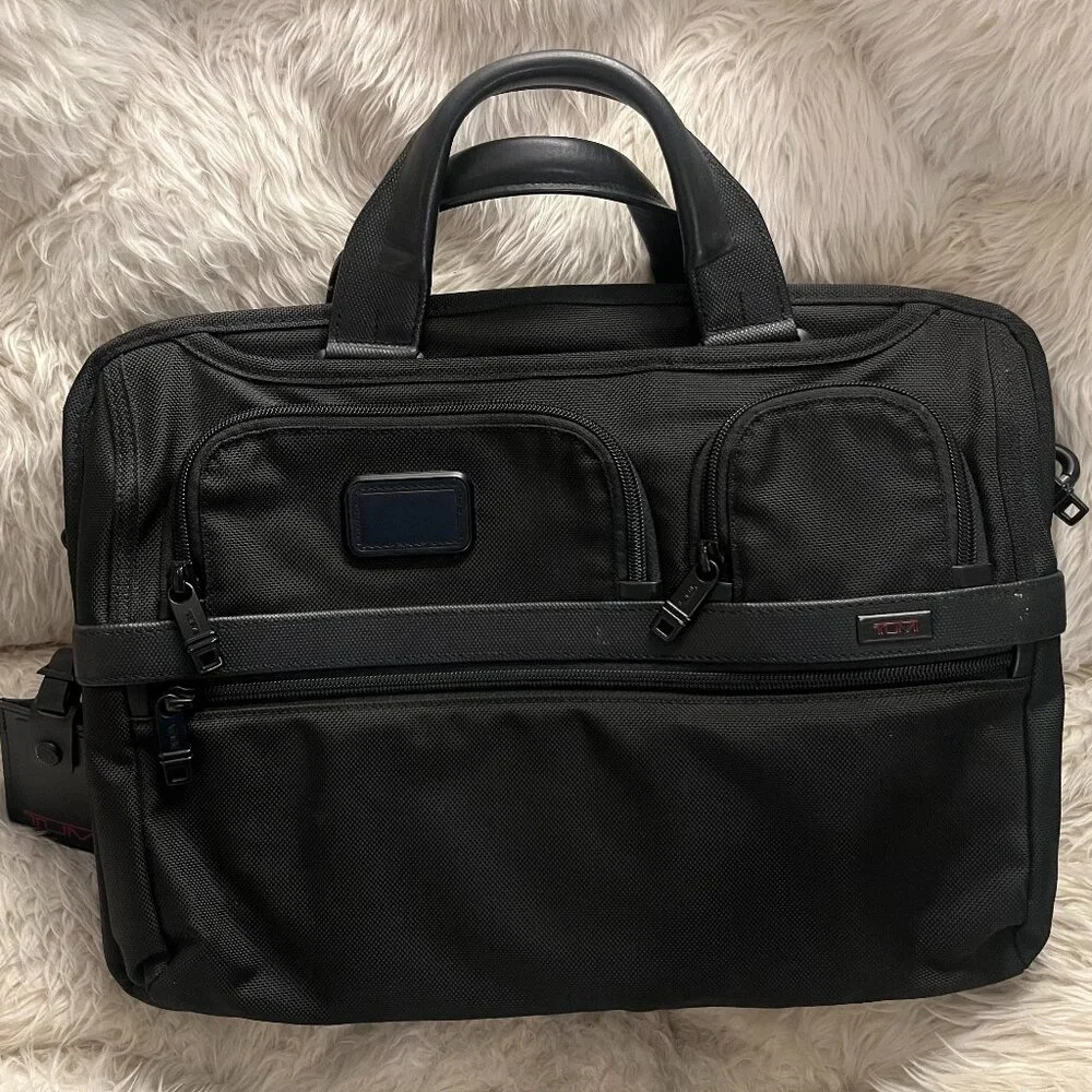 TUMI Alpha 2 T-Pass® Screen Slim Black Laptop Briefcase, Black, 26516D2